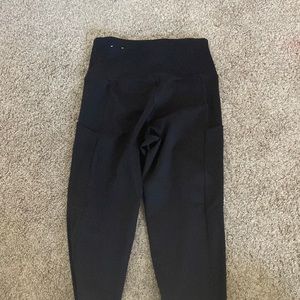 American Eagle black leggings with pockets size small